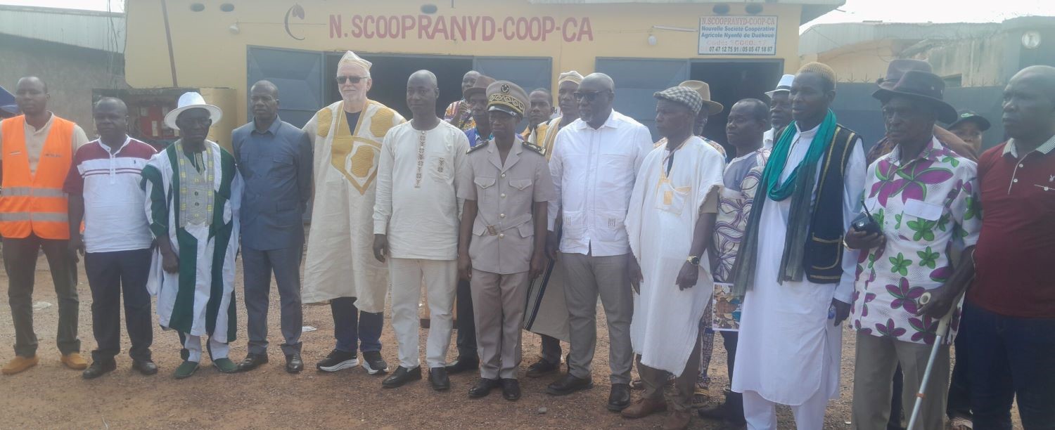 CÔTE D’IVOIRE : À DUEKOUÉ, LA COOPÉRATIVE NOUVELLE SCOOPRANID PARIE SUR L’ESPRIT COOPÉRATIF POUR RENFORCER LE CACAO LOCAL