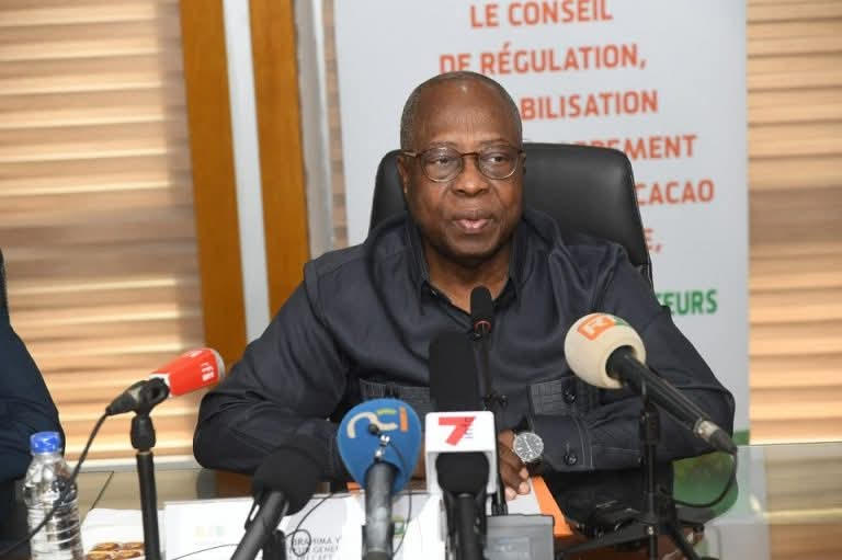 CRISE DU CACAO IVOIRIEN :  LE DG DU CONSEIL TIRE LA SONNETTE D'ALERTE CONTRE LA DÉSINFORMATION