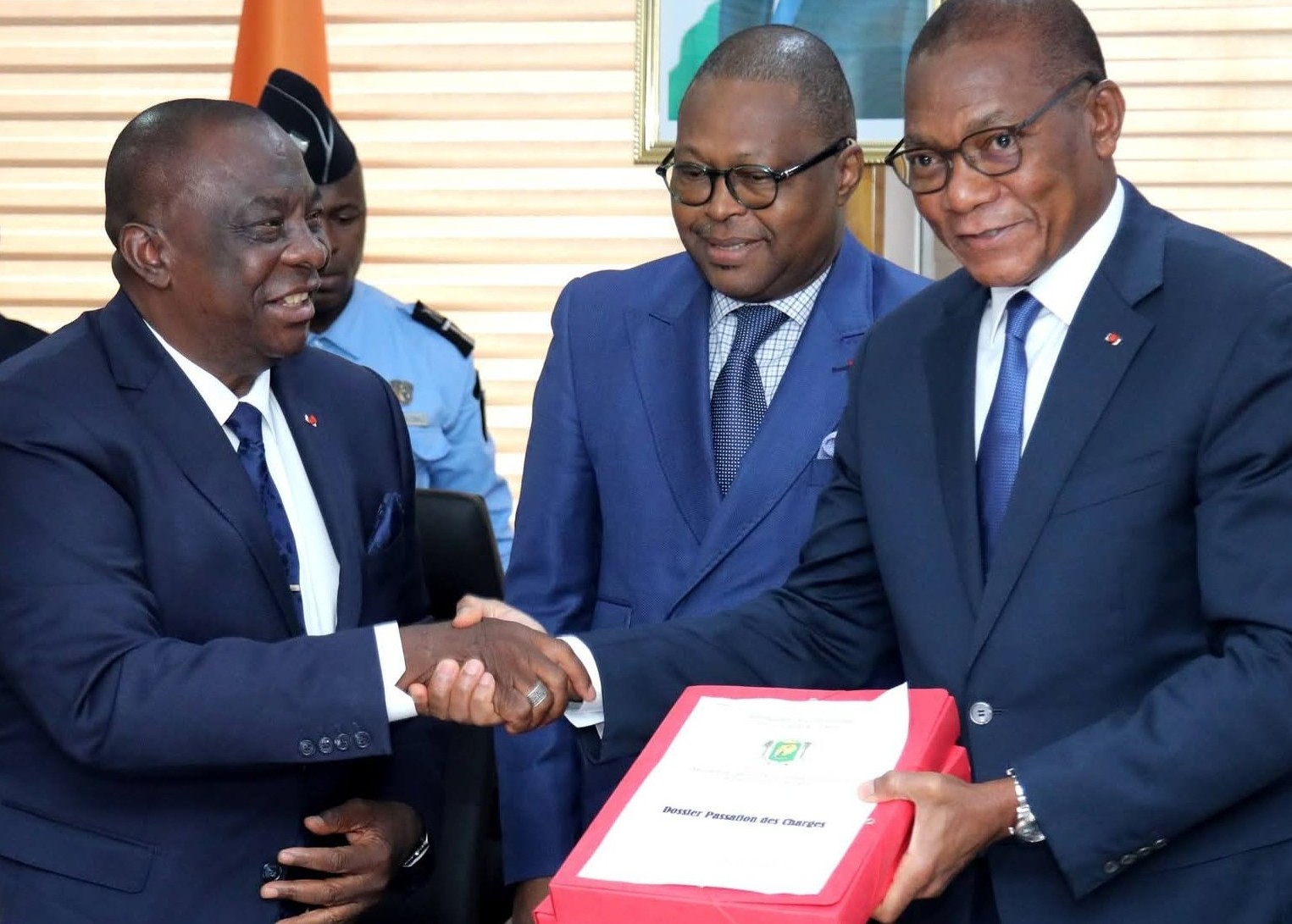 CÔTE D'IVOIRE : BRUNO NABAGNÉ KONE FACE A LA PRESSION DES PRODUCTEURS DE CACAO